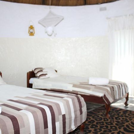 Reed Mat Lodge لوساكا المظهر الخارجي الصورة