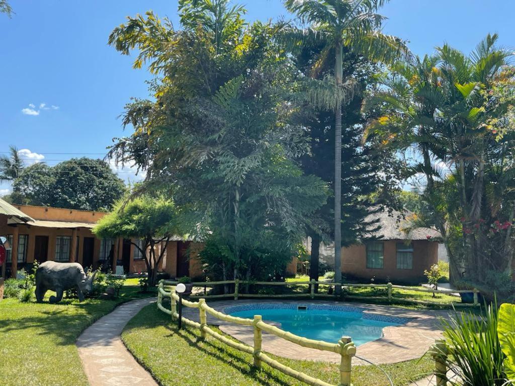Reed Mat Lodge لوساكا المظهر الخارجي الصورة