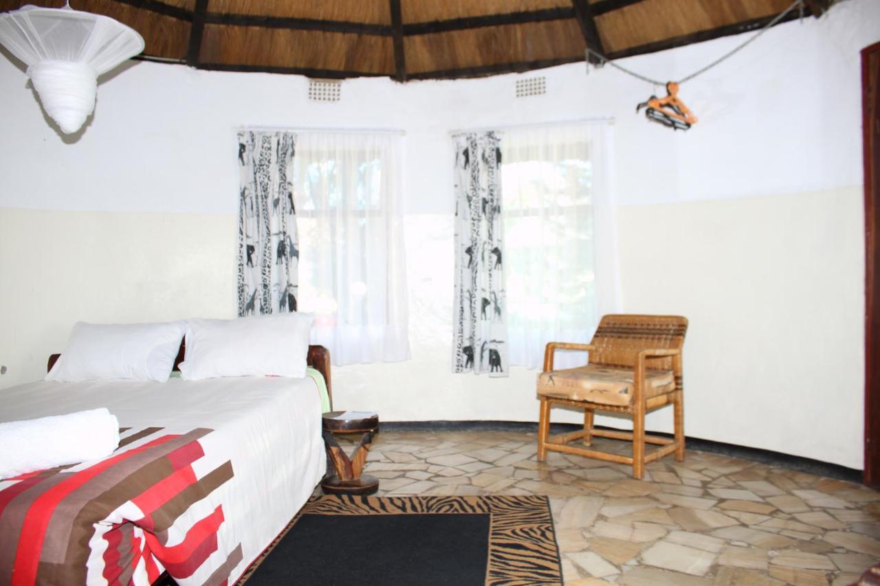 Reed Mat Lodge لوساكا المظهر الخارجي الصورة